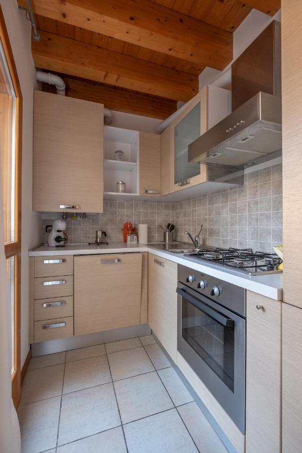 Happy Guest Apartments - Lake & Relax Riva di Solto Exterior photo